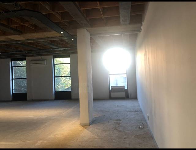 157M² OFFICE TO LET IN CRAIGHALL